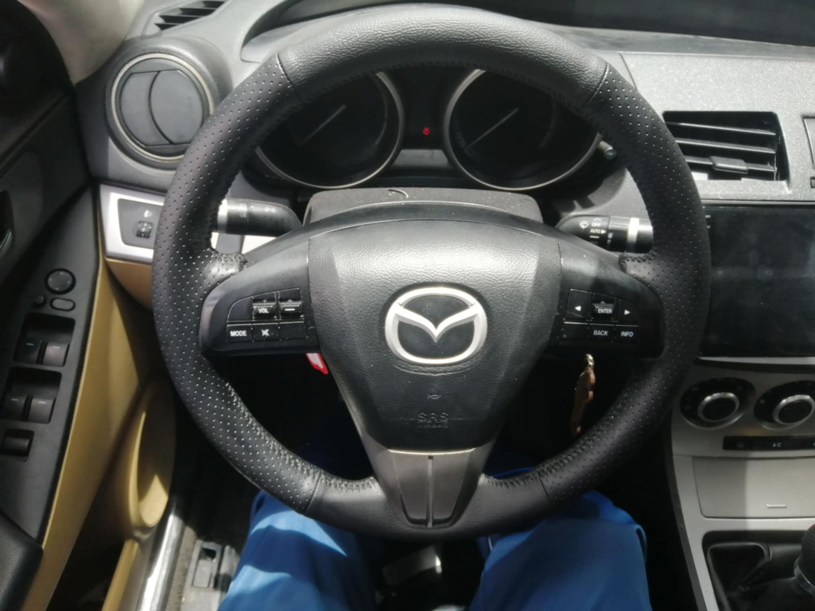 forrar volante alcantara